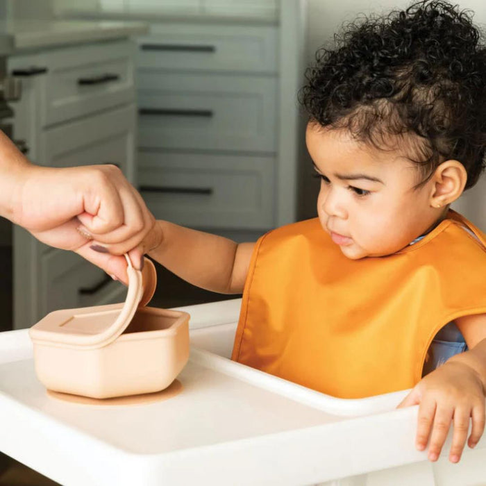 Taça em Silicone com Ventosa e Tampa Tiny Twinkle Sand
