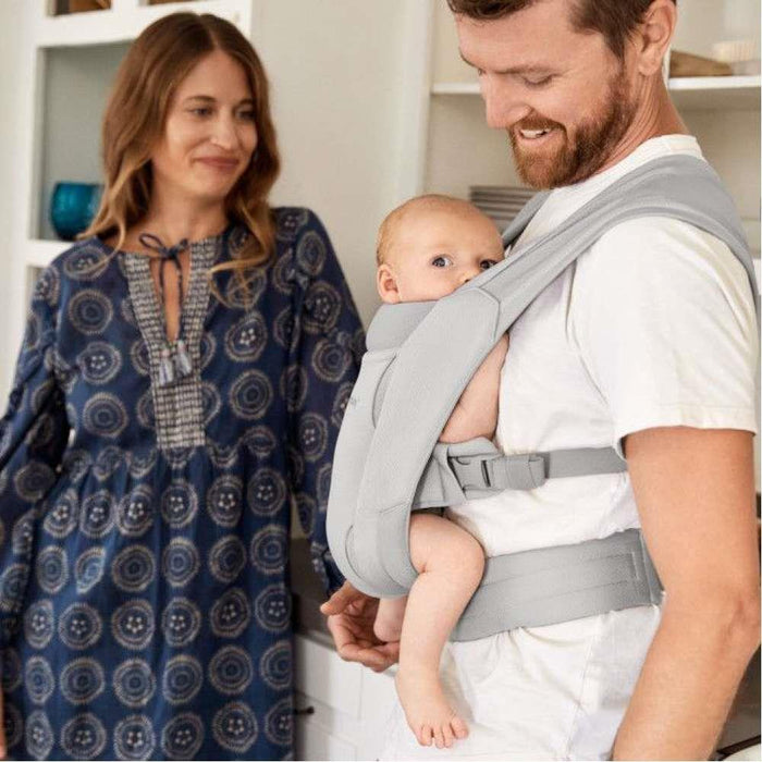 Marsúpio/Porta-Bebés Ergobaby Embrace Mesh Soft Grey