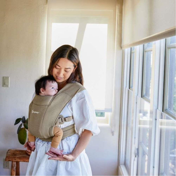 Mochila Porta Bebé Ergobaby Embrace Knit Soft Oliva