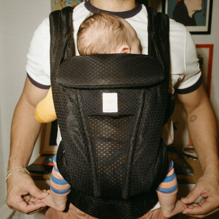 Marsúpio/Porta-Bebés Ergobaby Omni Deluxe Mesh Onyx Black