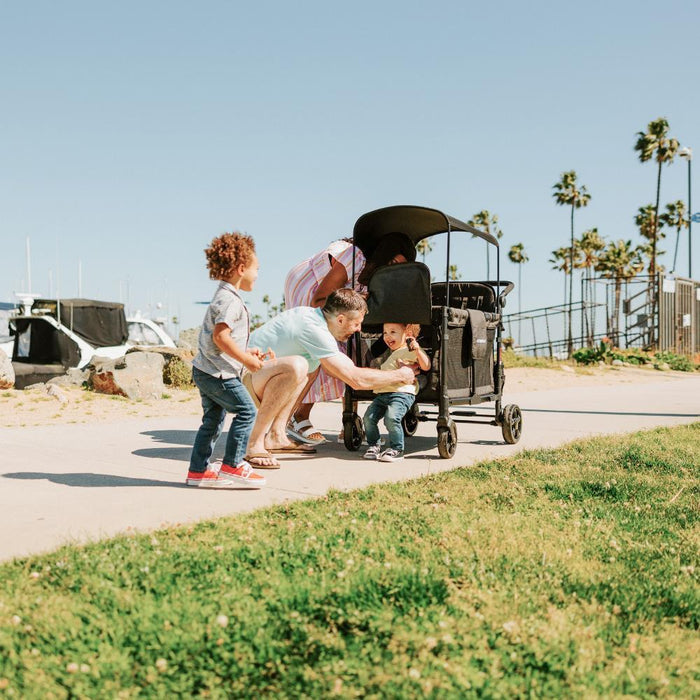 Wonderfold W4 Elite Stroller Wagon Volcanic Black 4 Lugares