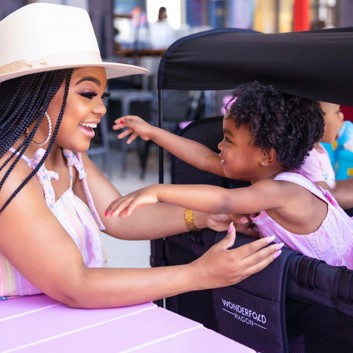 Wonderfold W2 Luxe Stroller Wagon Volcanic Black 2 Lugares