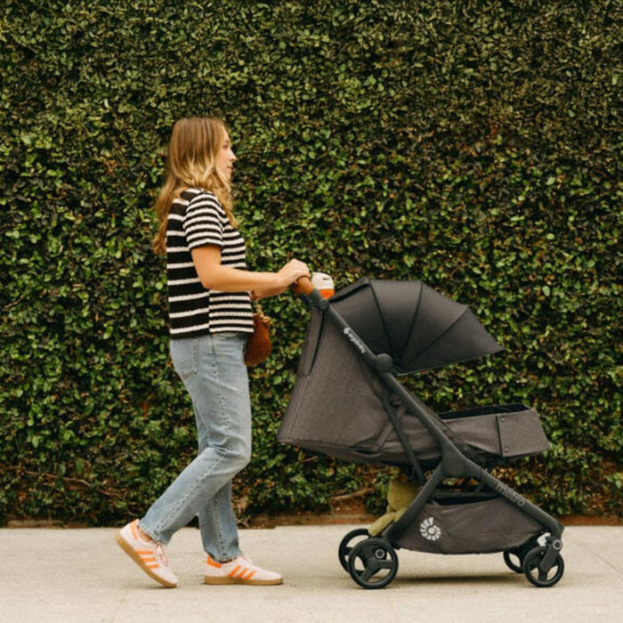 Carrinho Ergobaby Metro 3 Deluxe Jet Black