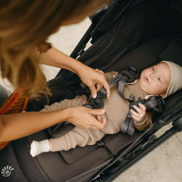 Carrinho Ergobaby Metro 3 Deluxe Jet Black