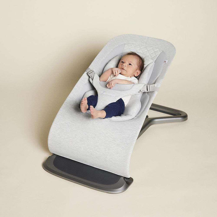Ergobaby Evolve Light Grey Lounger