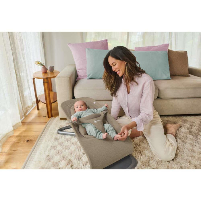 Ergobaby Evolve Soft Olive Lounger