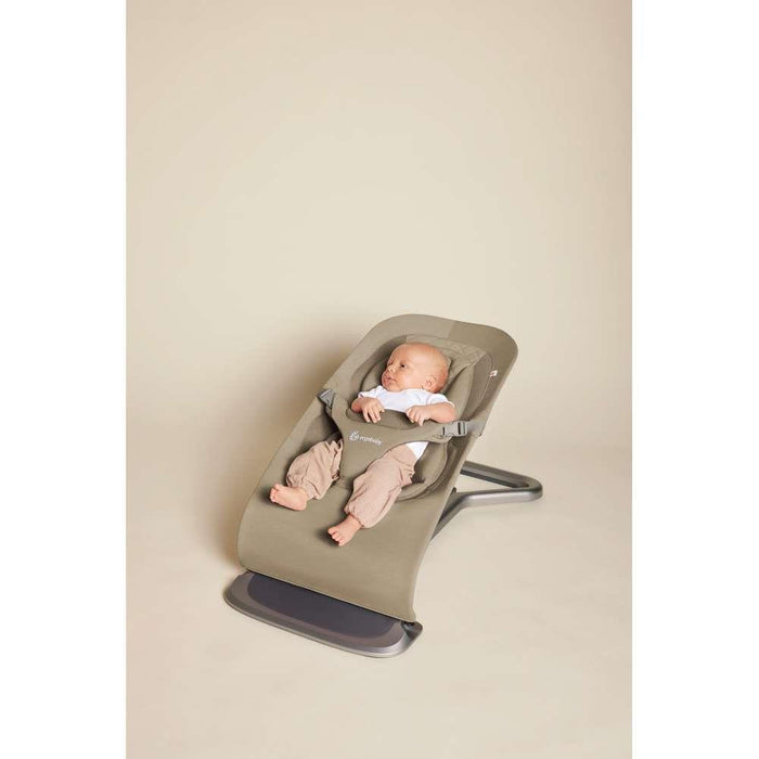 Ergobaby Evolve Soft Olive Lounger