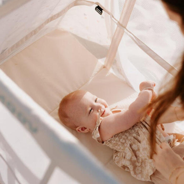 Cama de Viagem AeroMoov Confetti Hearts