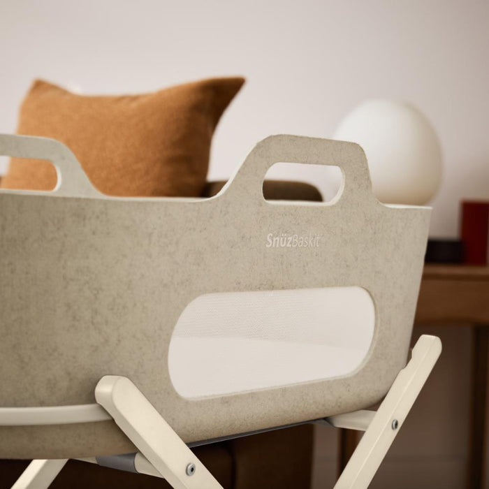Alcofa SnüzBaskit Barley com Suporte Cashmere