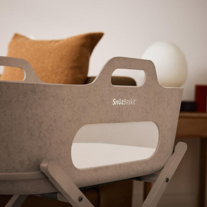 Alcofa SnüzBaskit Mocha com Suporte Mocha