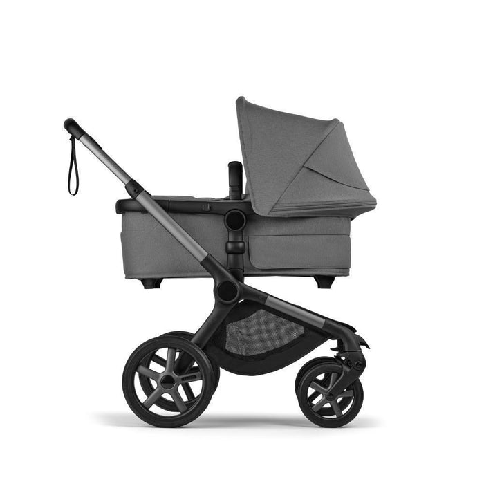 Pack Bugaboo Fox5 Renew Completo Graphite/Moon Grey + Cybex Cloud T Plus Mirage Grey 45-87cm + Adaptadores