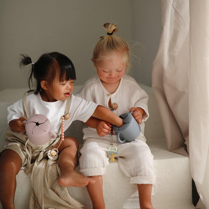 Taça para Snacks em Silicone Mushie Ivory