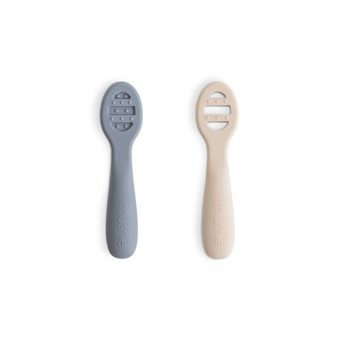 2 Colheres de Aprendizagem em Silicone Mushie Shift Sand/Tradewind