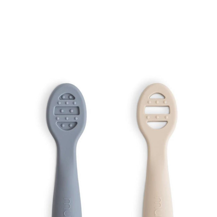 2 Colheres de Aprendizagem em Silicone Mushie Shift Sand/Tradewind