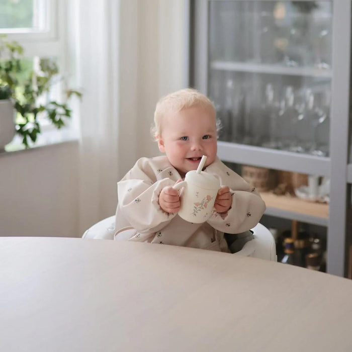 Copo com Palhinha e Asas em Silicone Mushie Pink Flowers