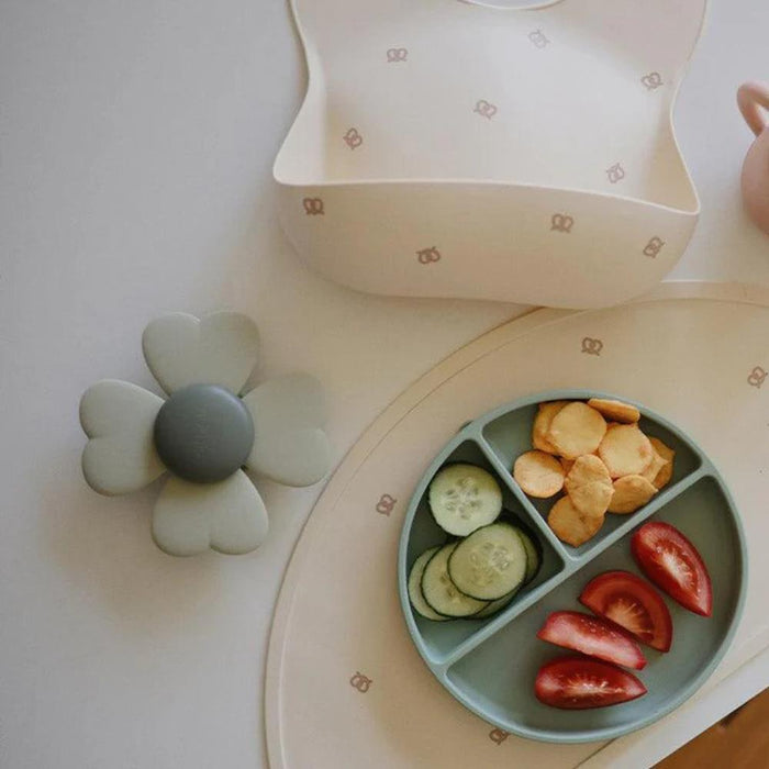 Spinner com Ventosa em Silicone Mushie Lucky