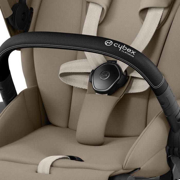 Carrinho Cybex Platinum Priam Matt Black + Pack de Tecidos Cozy Beige