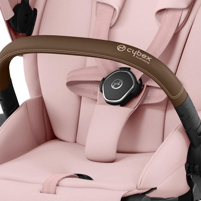 Carrinho Cybex Platinum Priam Chrome Brown + Pack de Tecidos Peach Pink