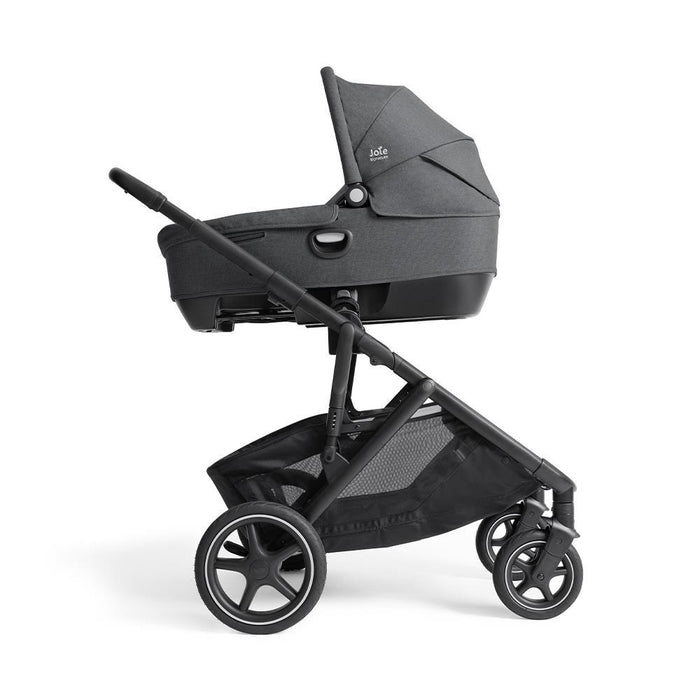 Carrinho Joie Versiti Signature Ebony