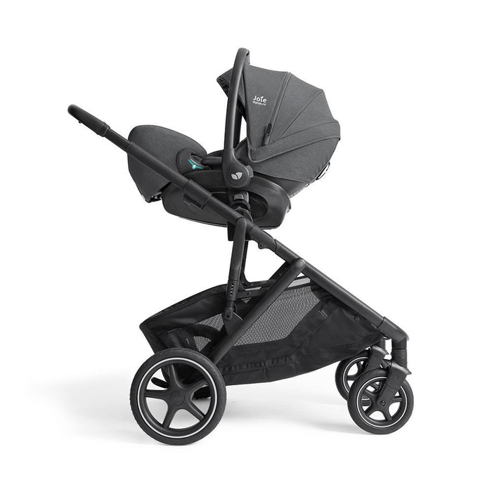 Carrinho Joie Versiti Signature Ebony