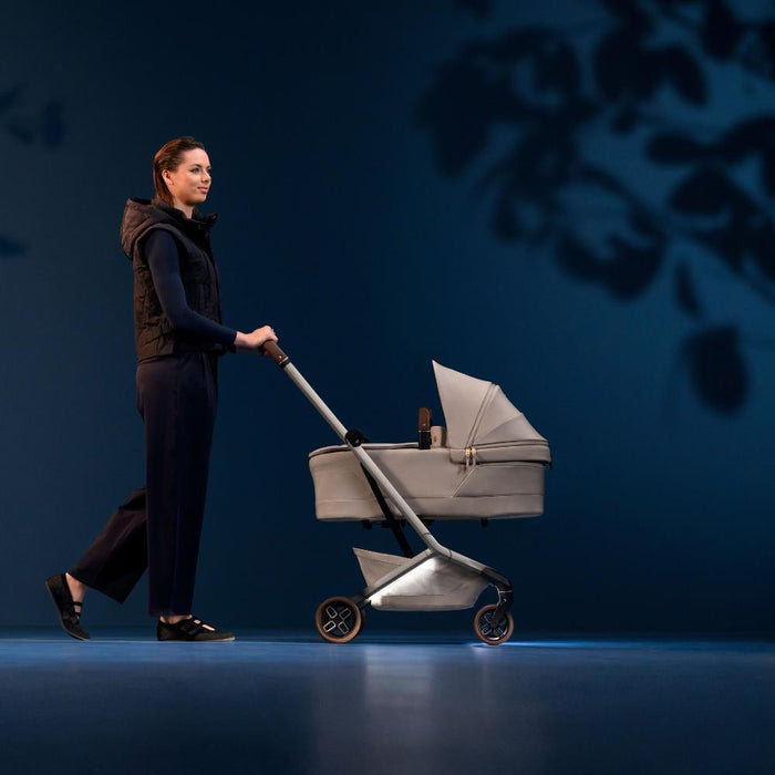 Carrinho Maxi-Cosi Fame Cabin Onyx Black