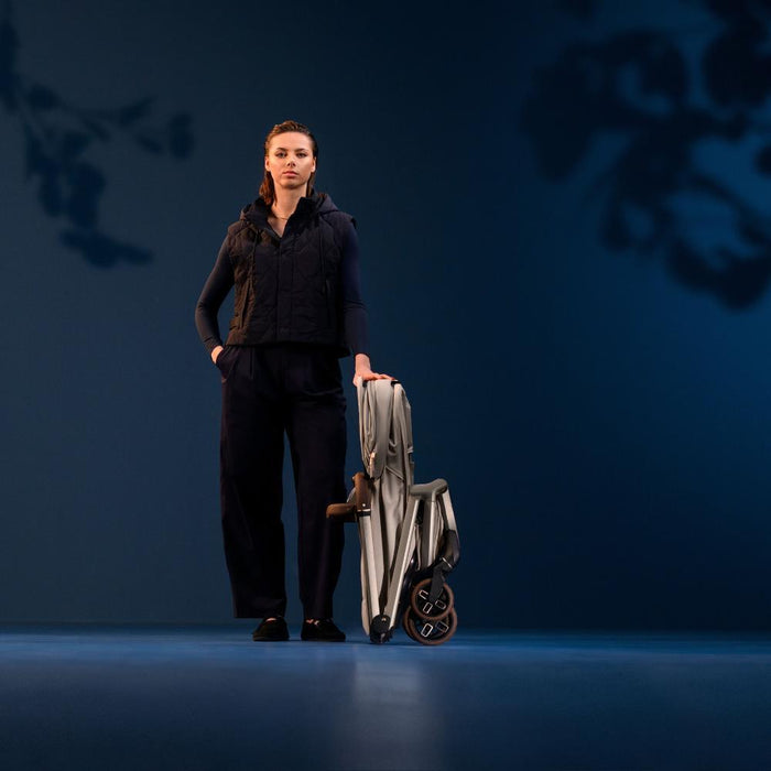 Carrinho Maxi-Cosi Fame Cabin Sapphire Sand