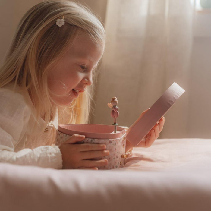 Caja de música del jardín de hadas