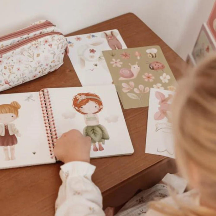 Livro Little Dutch Dress Up Rosa & Friends Fairy Garden