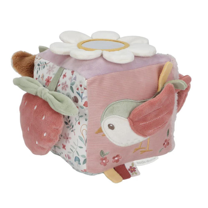 Cubo de actividades del jardín de hadas