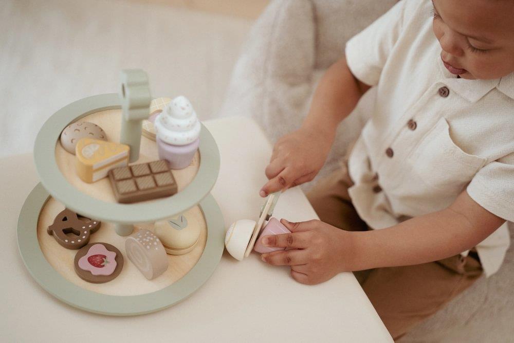 Bandeja de 2 Andares com Bolos e Acessórios em Madeira Little Dutch