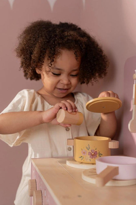 Cozinha com Acessórios em Madeira Little Dutch Pink