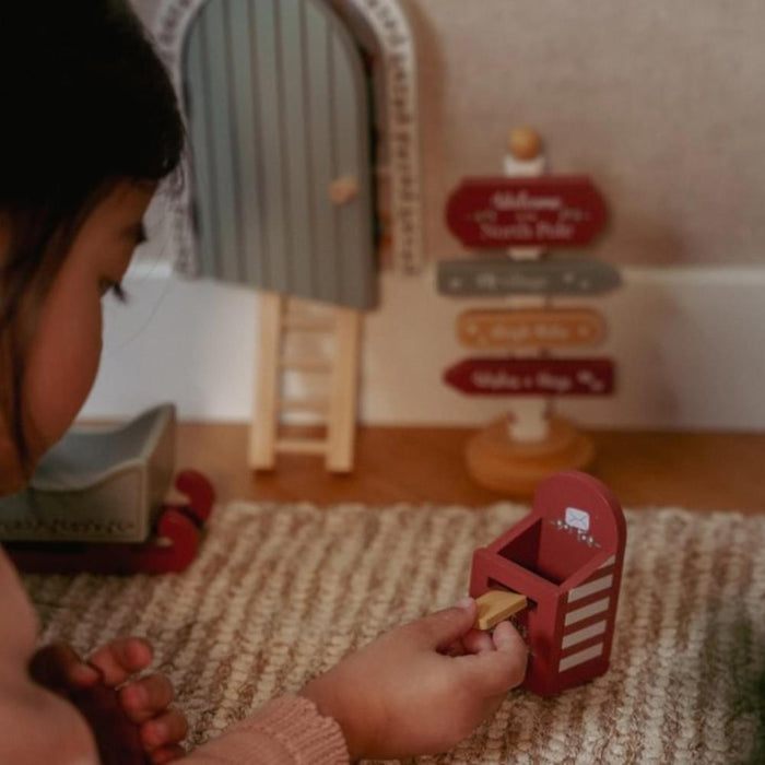 Conjunto Porta de Natal Little Dutch com Acessórios em Madeira