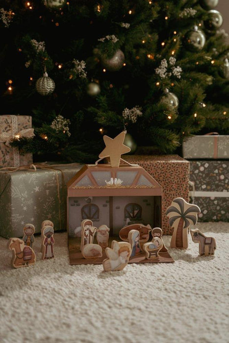 Presépio em Madeira com Mala Little Dutch