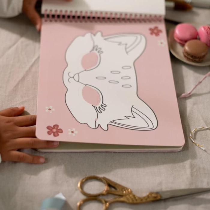 Livro de Recorte com Tesoura Little Dutch Rosa & Friends Máscaras