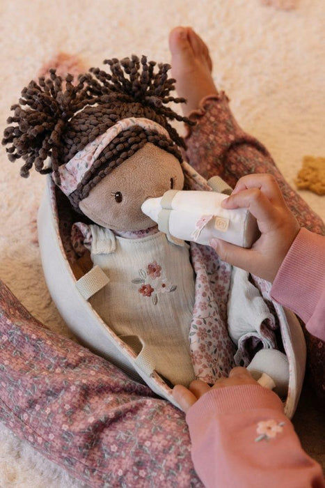 Boneca Bebé de Peluche Little Dutch Evi com Alcofa
