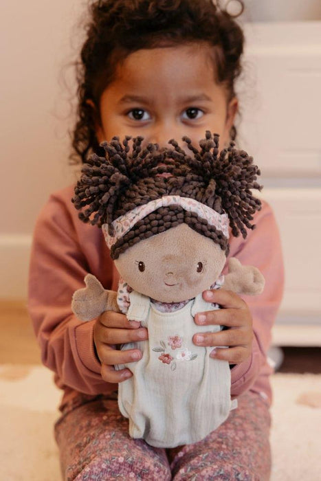 Boneca Bebé de Peluche Little Dutch Evi com Alcofa