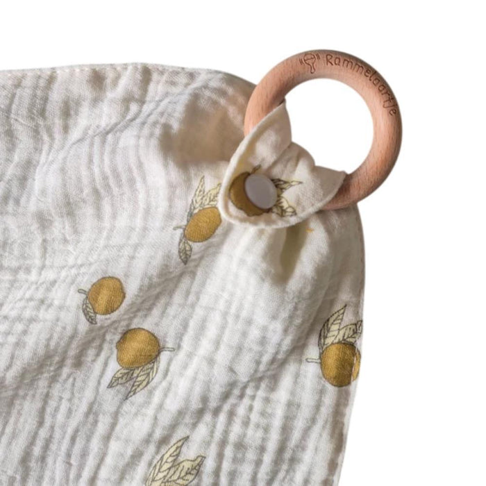 Doudou com Mordedor de Madeira Rammelaartje Lemon