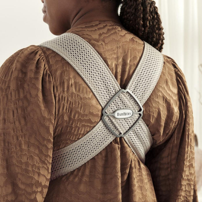 Marsúpio/Porta-Bebés BabyBjörn Mini Mesh Grey