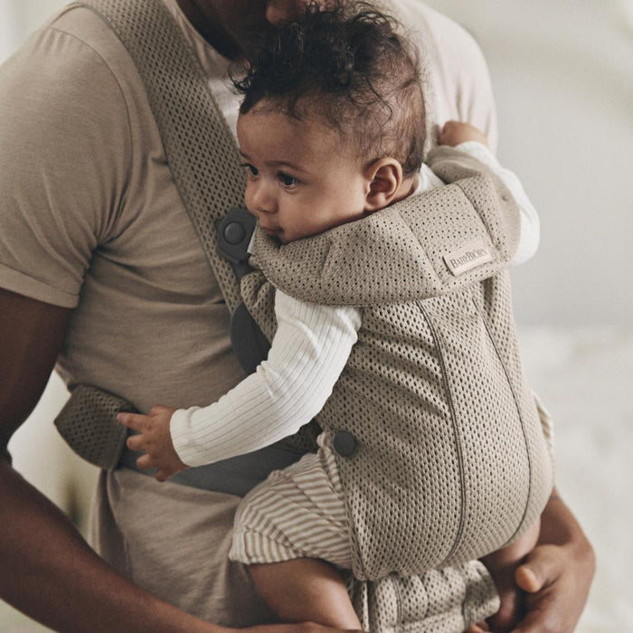Marsúpio/Porta-Bebés BabyBjörn Mini Mesh Grey