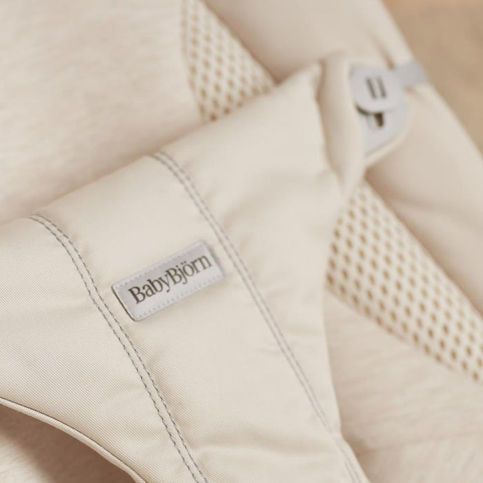 Espreguiçadeira BabyBjörn Balance Soft Tri-Fabric Light Beige