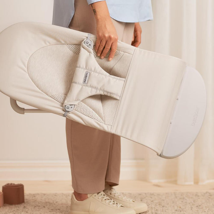 Espreguiçadeira BabyBjörn Balance Soft Tri-Fabric Light Beige