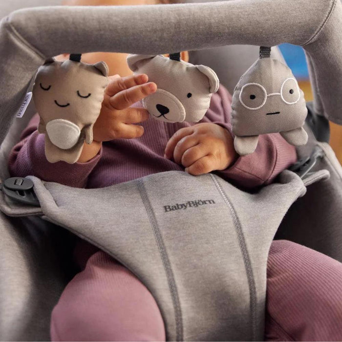 Brinquedo para Espreguiçadeira BabyBjörn Soft Friends Bege