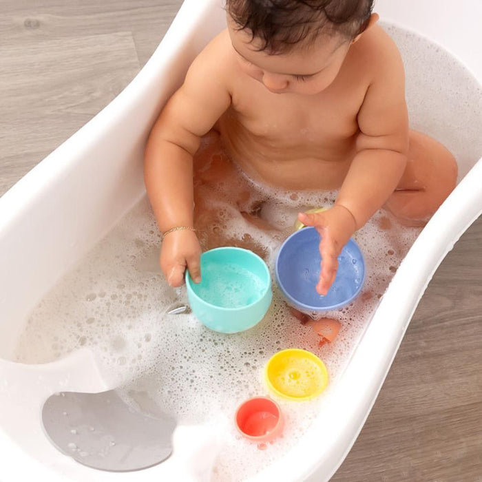7 Copos Empilháveis em Silicone para Banho Kiokids