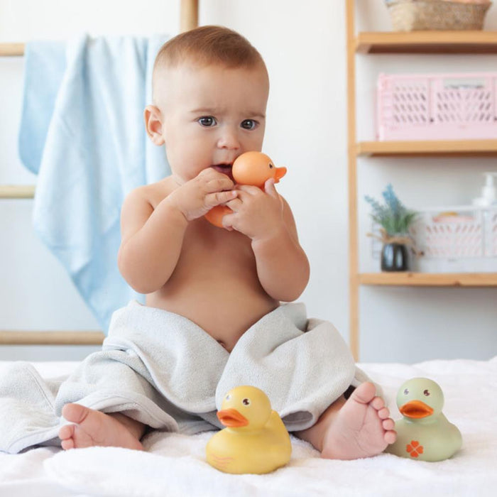 Brinquedo Banho Kiokids Eco Anti-Mofo Pato 8cm