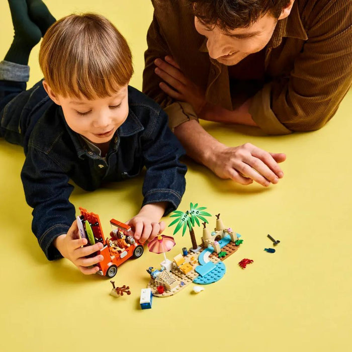 Lego Bluey Viagem de Carro à Praia com a Família 133 Peças