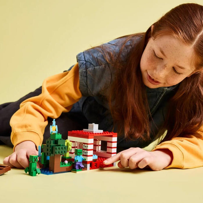 Lego Minecraft A Casa TNT da Selva 287 Peças