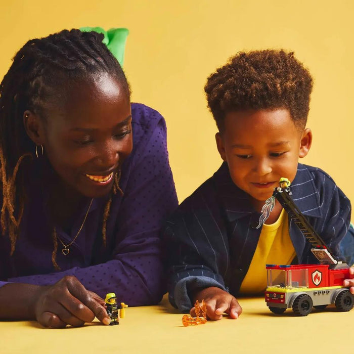 Lego City Camião dos Bombeiros com Escada 82 Peças