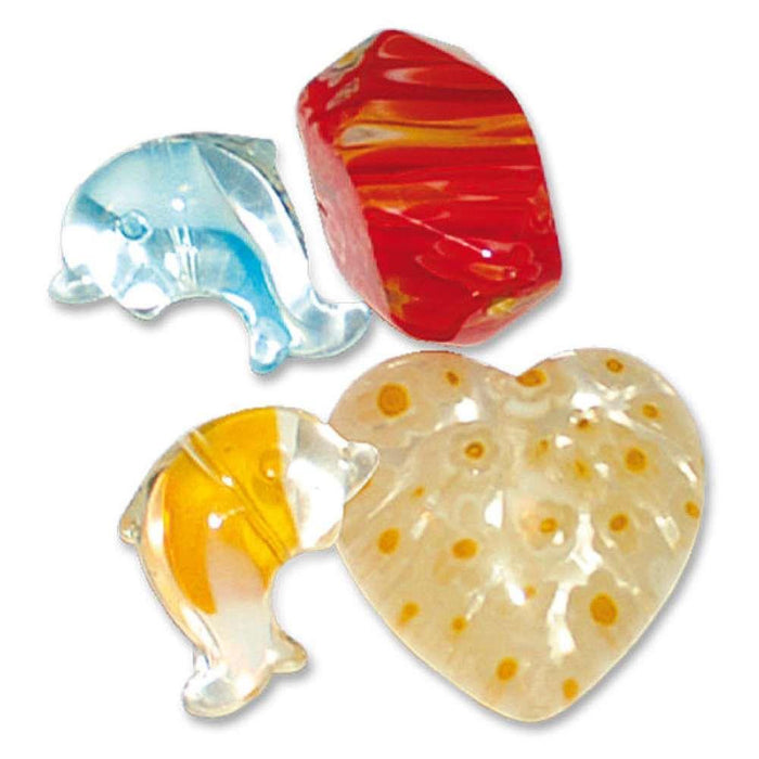 Caja con cuentas y cuentas de piedras preciosas