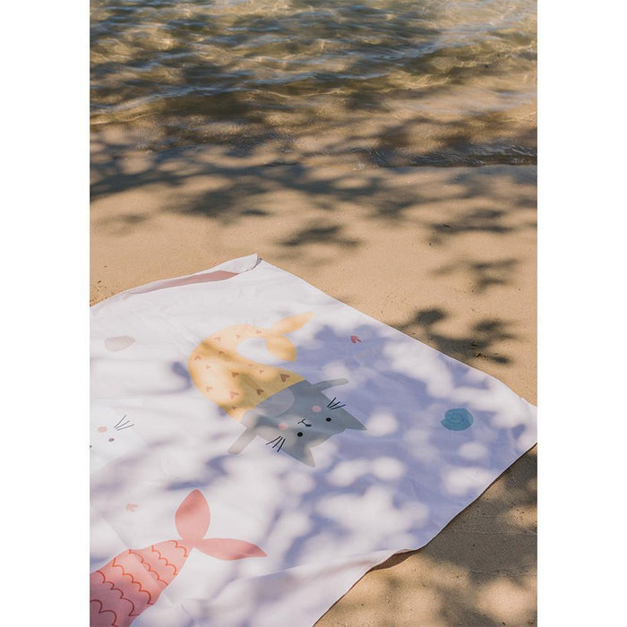 Toalha de Praia em Microfibra Monnëka Mermaid Cats 160x90cm