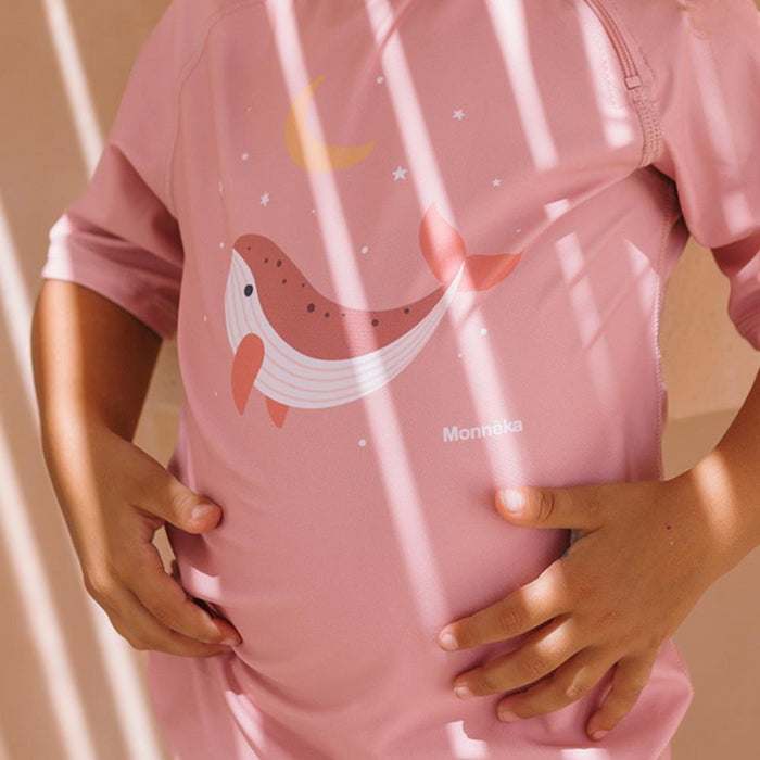 T-Shirt Praia UPF50+ Monnëka Whale Pink Rosa 1-2 Anos